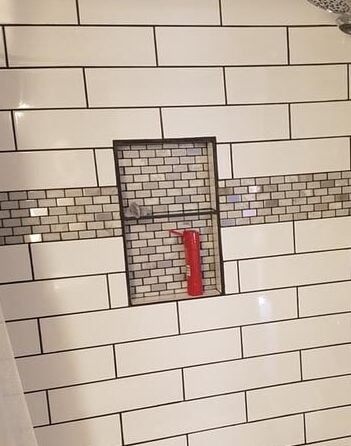 PROVA-NICHE-Review-Justin