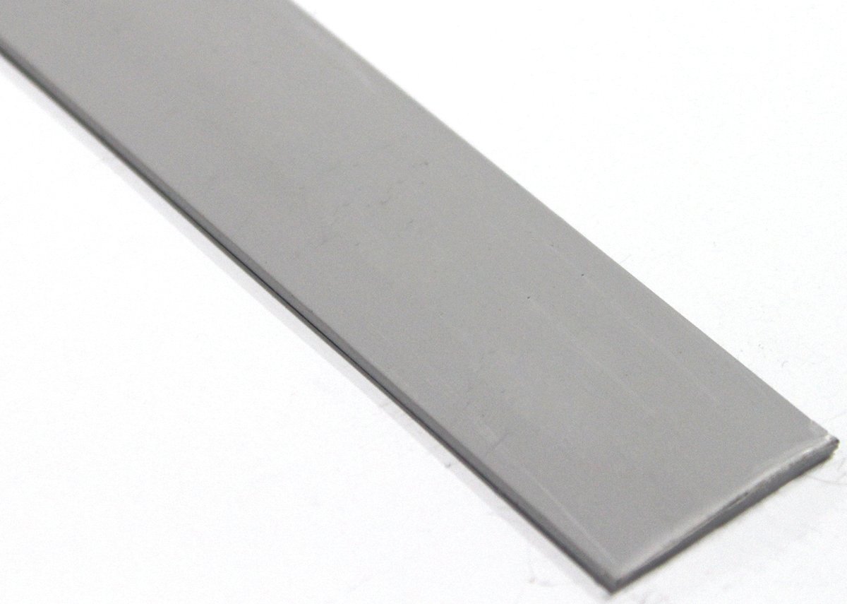 Rails en PVC pour planchers stratifiés Gris (GRY) – 10 mm (3/8 po) x 3,7 m (12 pi)